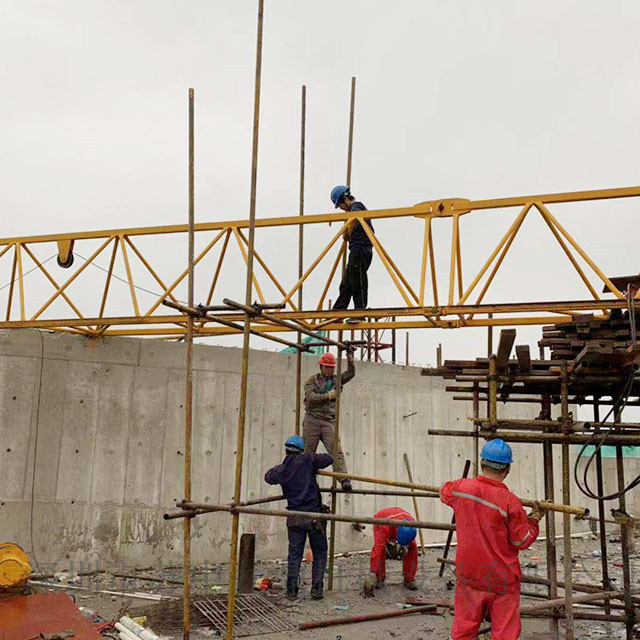 公司團(tuán)隊(duì)16_深圳市蘇中九鼎機(jī)械設(shè)備有限公司